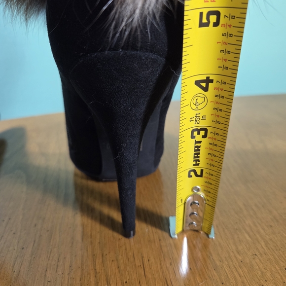 JEFFREY CAMPBELL Gamor Genuine Rabbit Fur Boot Like New Size 6.5 Without Box - Picture 6 of 11